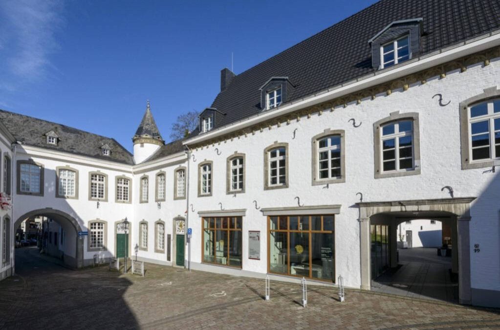 Kultur-Highlight am Niederrhein: BEGAS HAUS- Museum für Kunst und Regionalgeschichte Heinsberg